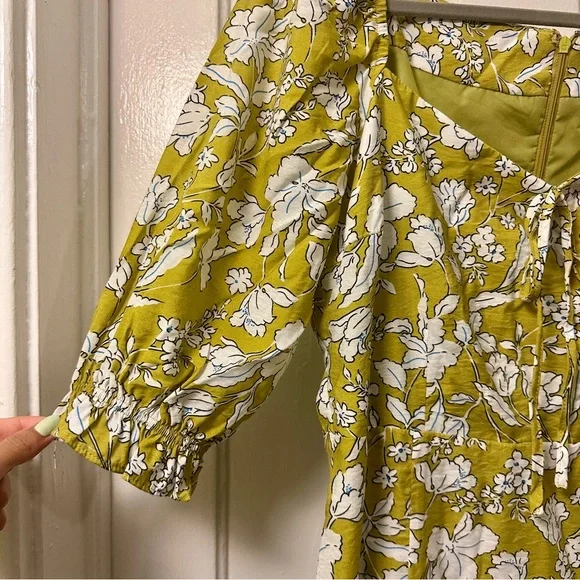 NWT Floral Dress - Picture 3 of 6